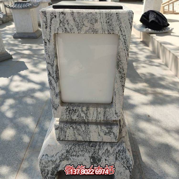 新中式花崗巖太陽能石燈，讓你的庭院更加精致