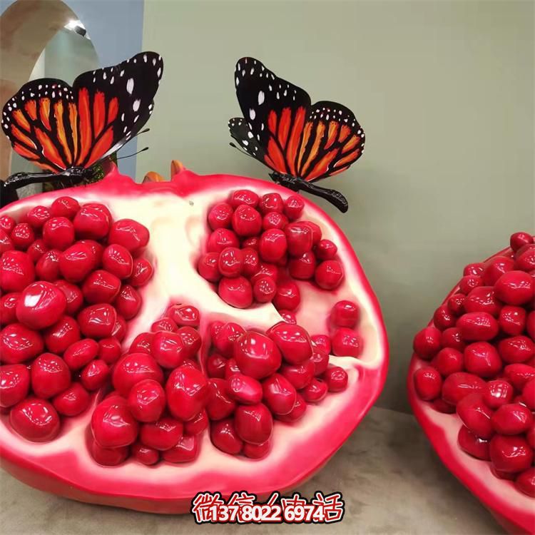 玻璃鋼彩色噴繪水果雕塑，把美放入商場