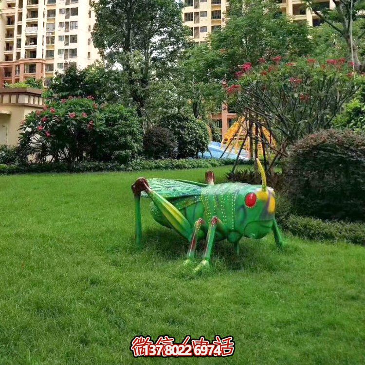 玻璃鋼蝗蟲仿真雕塑，更貼近自然
