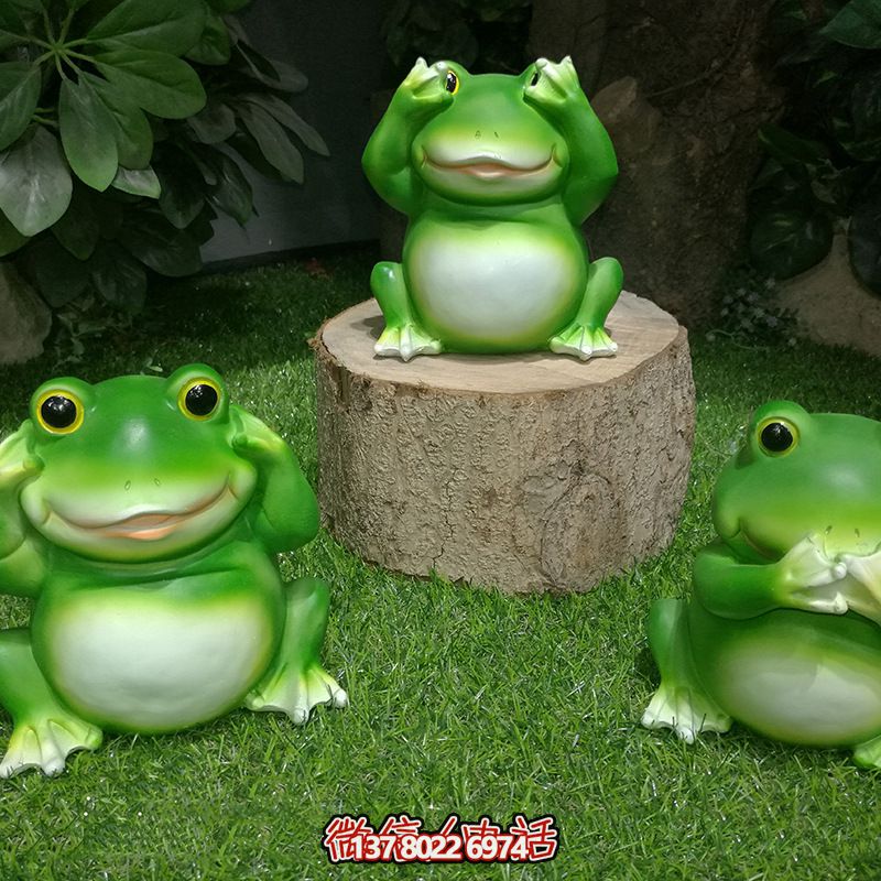 海邊玻璃鋼青蛙雕塑，個性十足