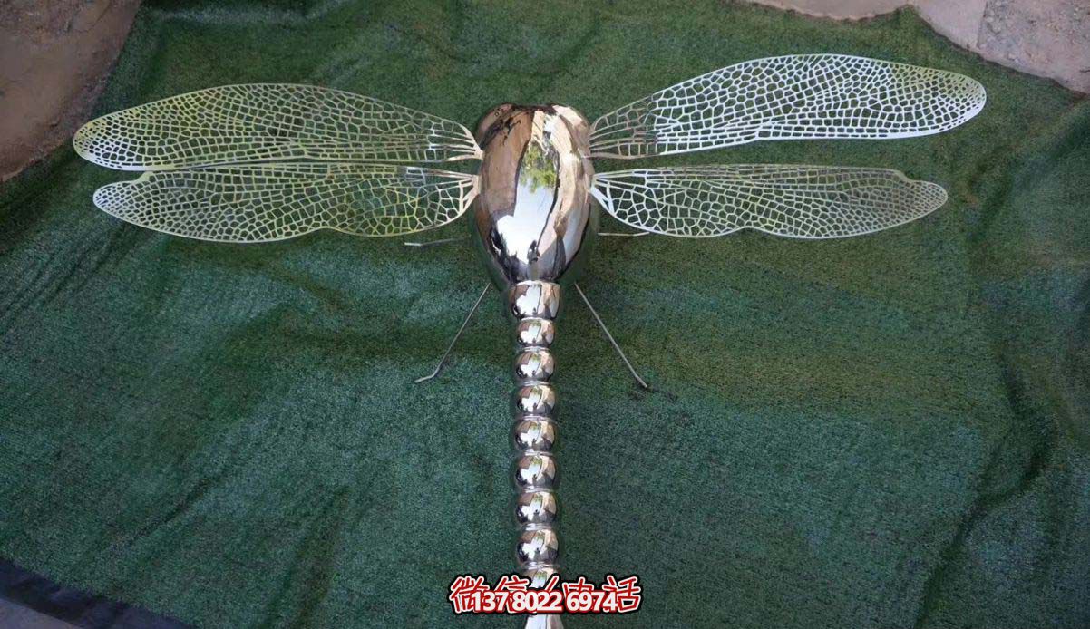 不銹鋼蜻蜓雕塑，點綴小區售樓部鏤空裝飾