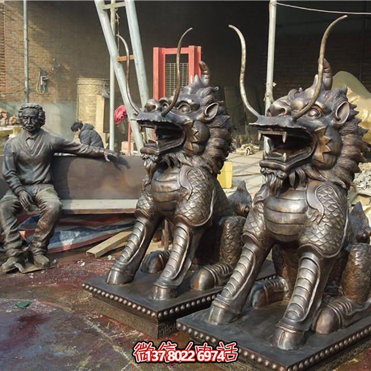 玻璃鋼仿銅酒店別墅門(mén)口大型麒麟雕塑